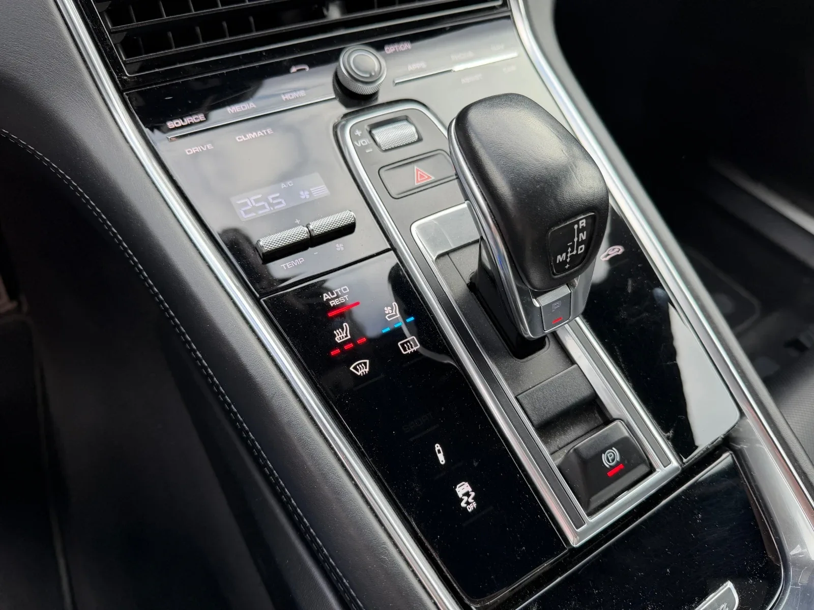 Porsche Panamera 4S V8 Diesel* TURBO пакет* LEDMatrix* SportChrono